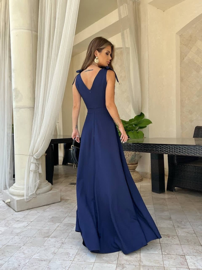 Elegant Bow-Tie Shoulder Maxi Dress